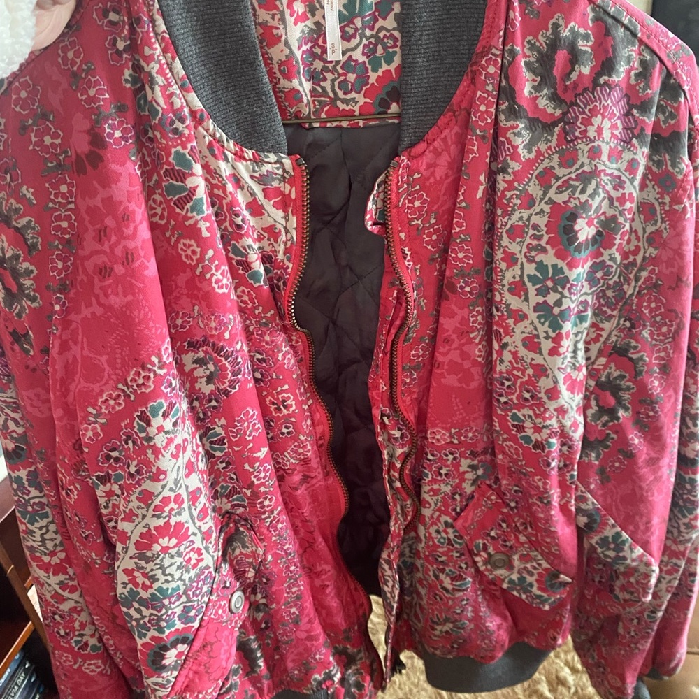 Cute Spring Jacket! - image 2